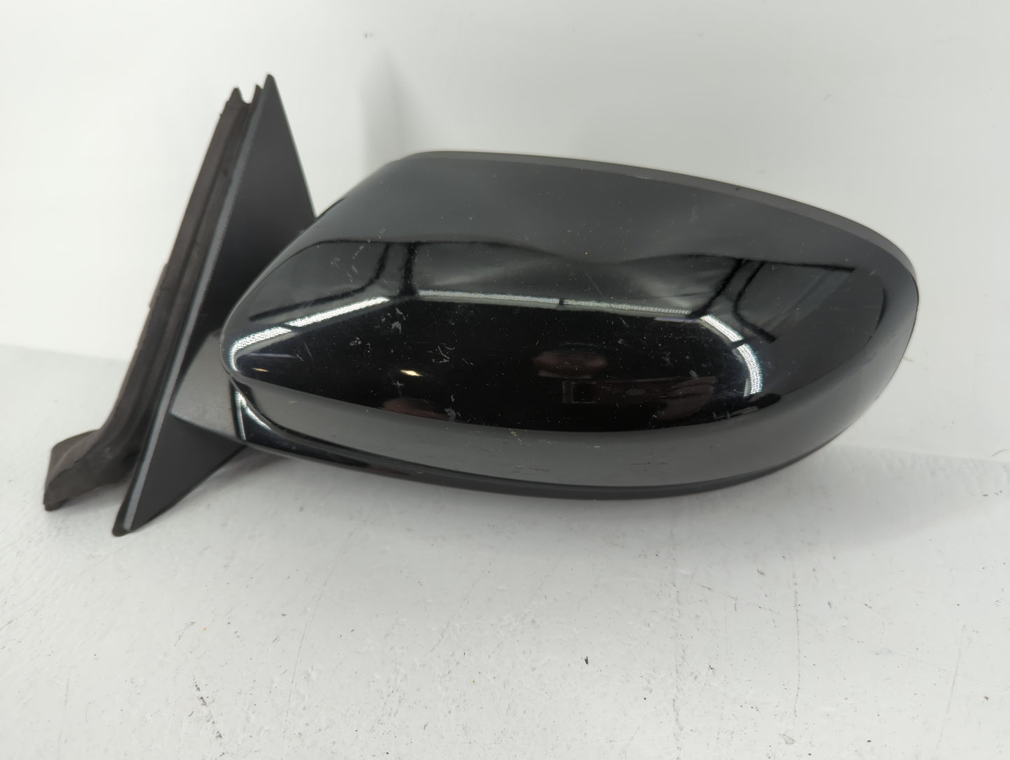 2015-2017 Chevrolet Traverse Driver Side View Mirror - Left Door Mirror OEM Used - Oemusedautoparts1.com