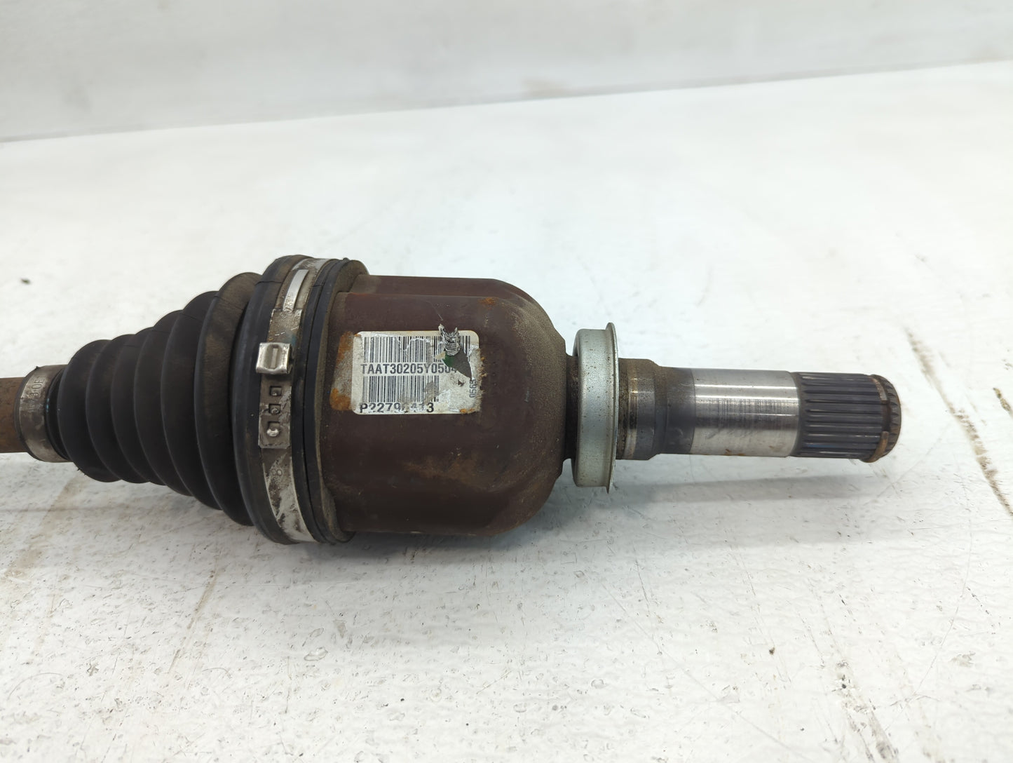 2017-2017 Chevrolet Traverse Axle Shaft Front Driver Cv C/v - Oemusedautoparts1.com