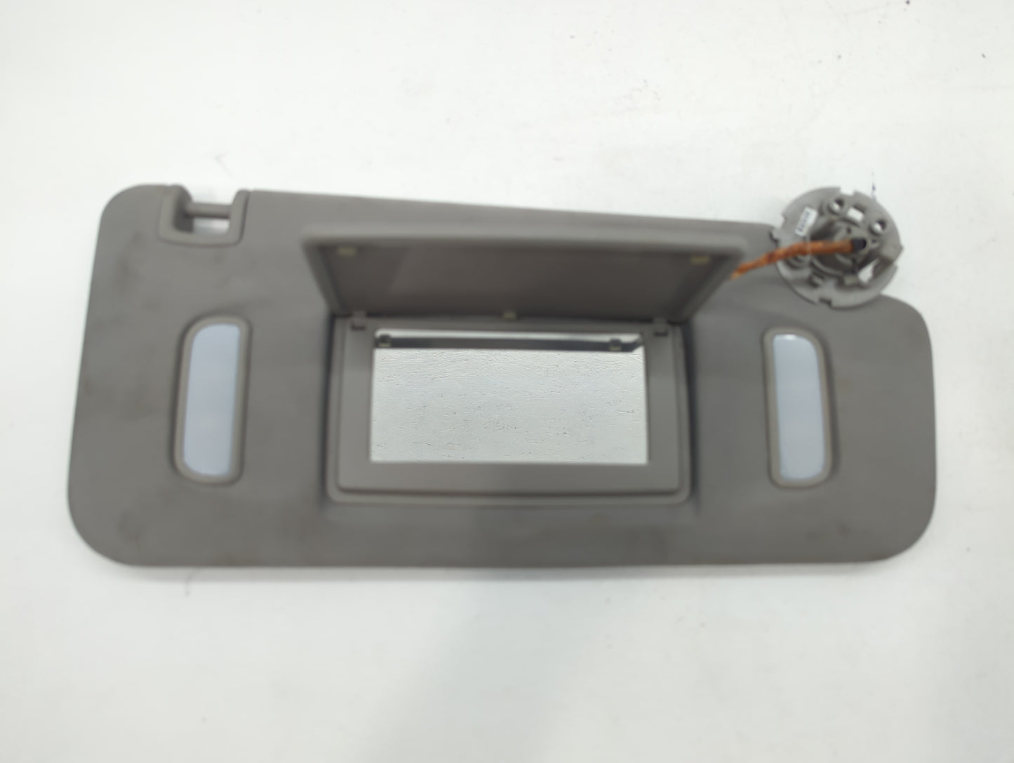 2015 Chevrolet Traverse Sun Visor Shade Replacement Passenger Right Mirror Fits OEM Used Auto Parts - Oemusedautoparts1.com
