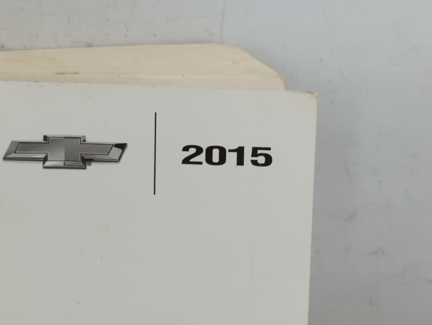 2015 Chevrolet Traverse Owners Manual Book Guide P/N:231211149 B OEM Used Auto Parts - Oemusedautoparts1.com