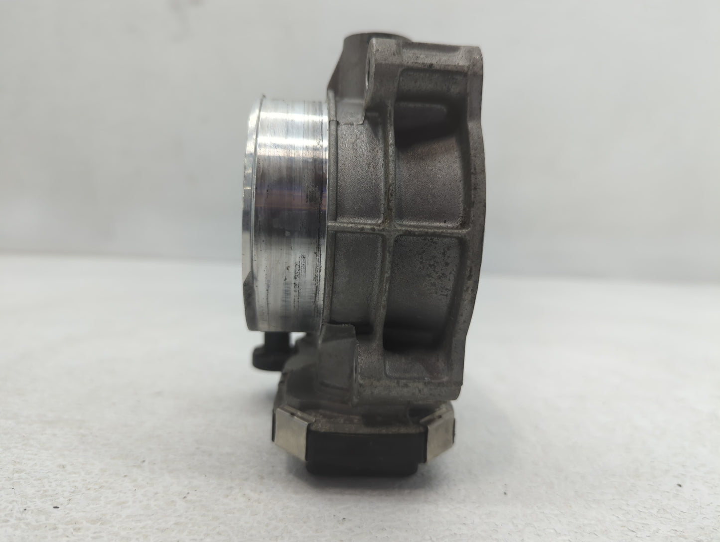 2017-2022 Chevrolet Traverse Throttle Body P/N:12632172BA Fits Fits 2012 2013 2014 2015 2016 2017 2018 2019 2020 2021 2022 O