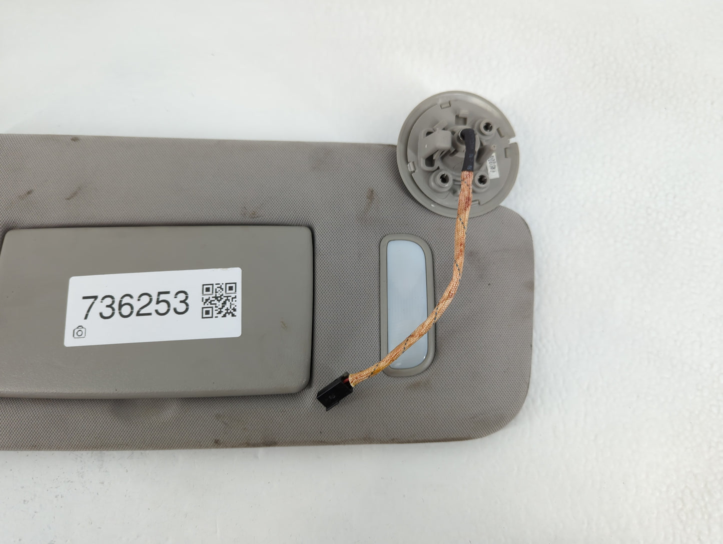 2015 Chevrolet Traverse Sun Visor Shade Replacement Driver Left Mirror Fits OEM Used Auto Parts - Oemusedautoparts1.com