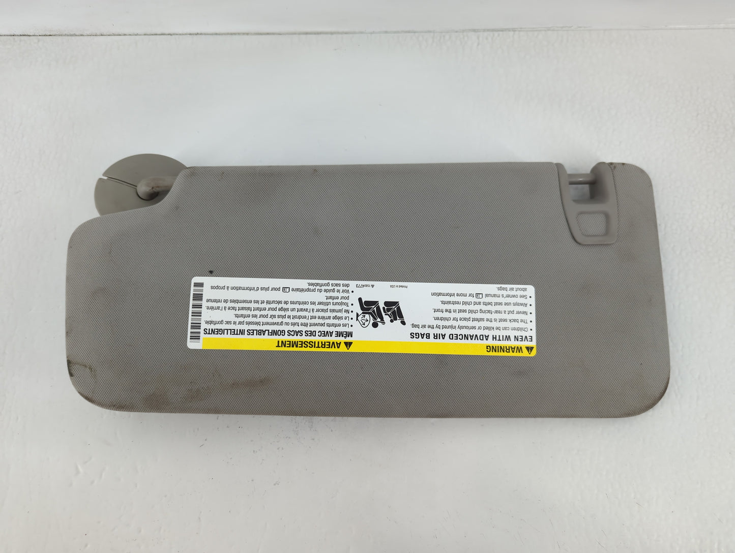 2015 Chevrolet Traverse Sun Visor Shade Replacement Driver Left Mirror Fits OEM Used Auto Parts - Oemusedautoparts1.com