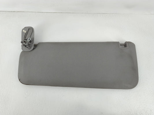 2015 Chevrolet Traverse Sun Visor Shade Replacement Passenger Right Mirror Fits OEM Used Auto Parts - Oemusedautoparts1.com