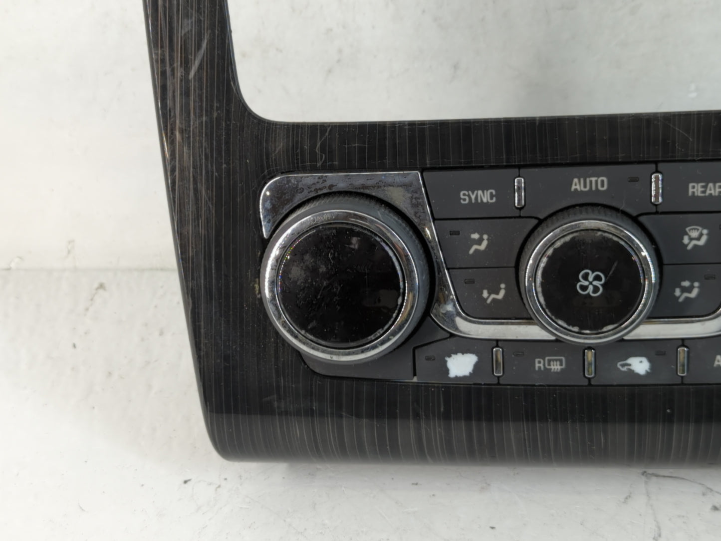 2013-2017 Chevrolet Traverse Climate Control Module Temperature AC/Heater Replacement P/N:23158333 Fits OEM Used Auto Parts 