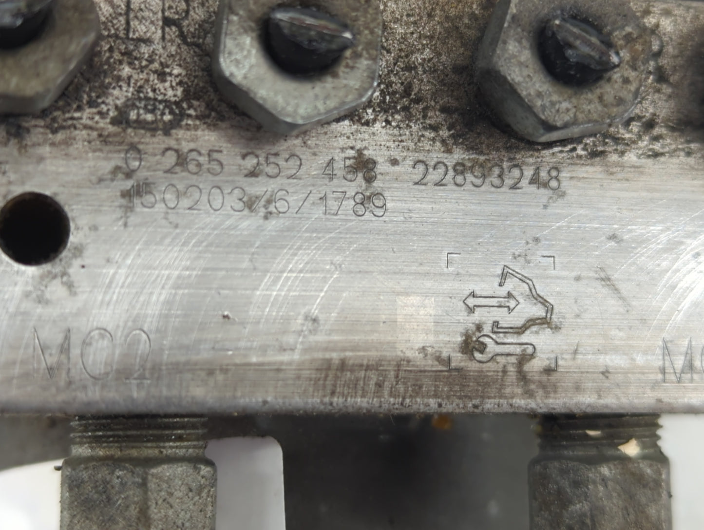 2017 Chevrolet Traverse ABS Pump Control Module Replacement P/N:0 265 252 458 22893248 Fits Fits 2012 2013 2014 2015 2016 OE