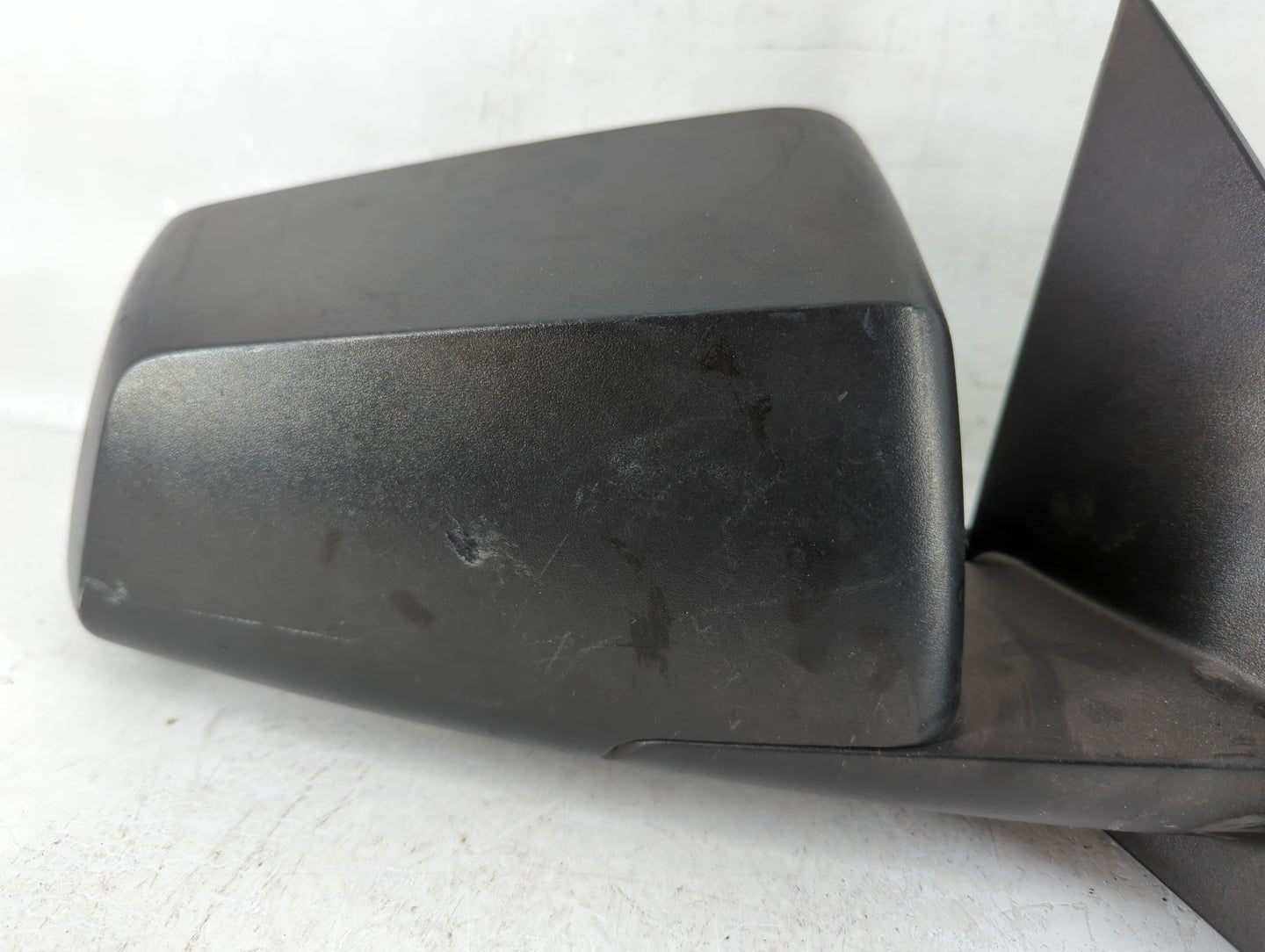 2015-2017 Chevrolet Traverse Passenger Side View Mirror - Right Door Mirror OEM Used - Oemusedautoparts1.com