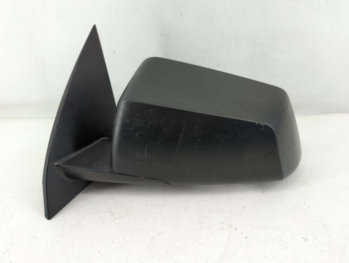 2015-2017 Chevrolet Traverse Driver Side View Mirror - Left Door Mirror OEM Used - Oemusedautoparts1.com