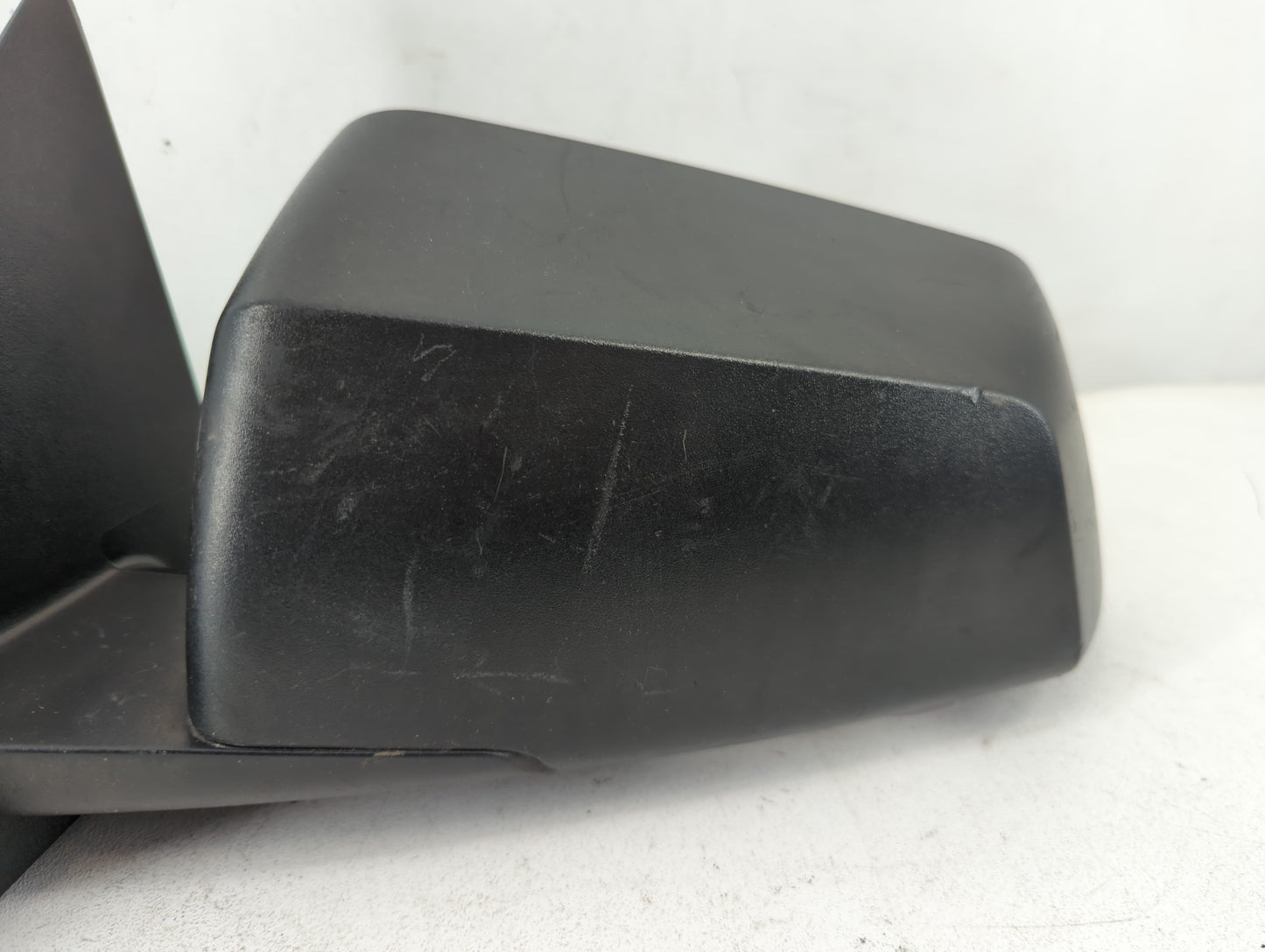 2015-2017 Chevrolet Traverse Driver Side View Mirror - Left Door Mirror OEM Used - Oemusedautoparts1.com