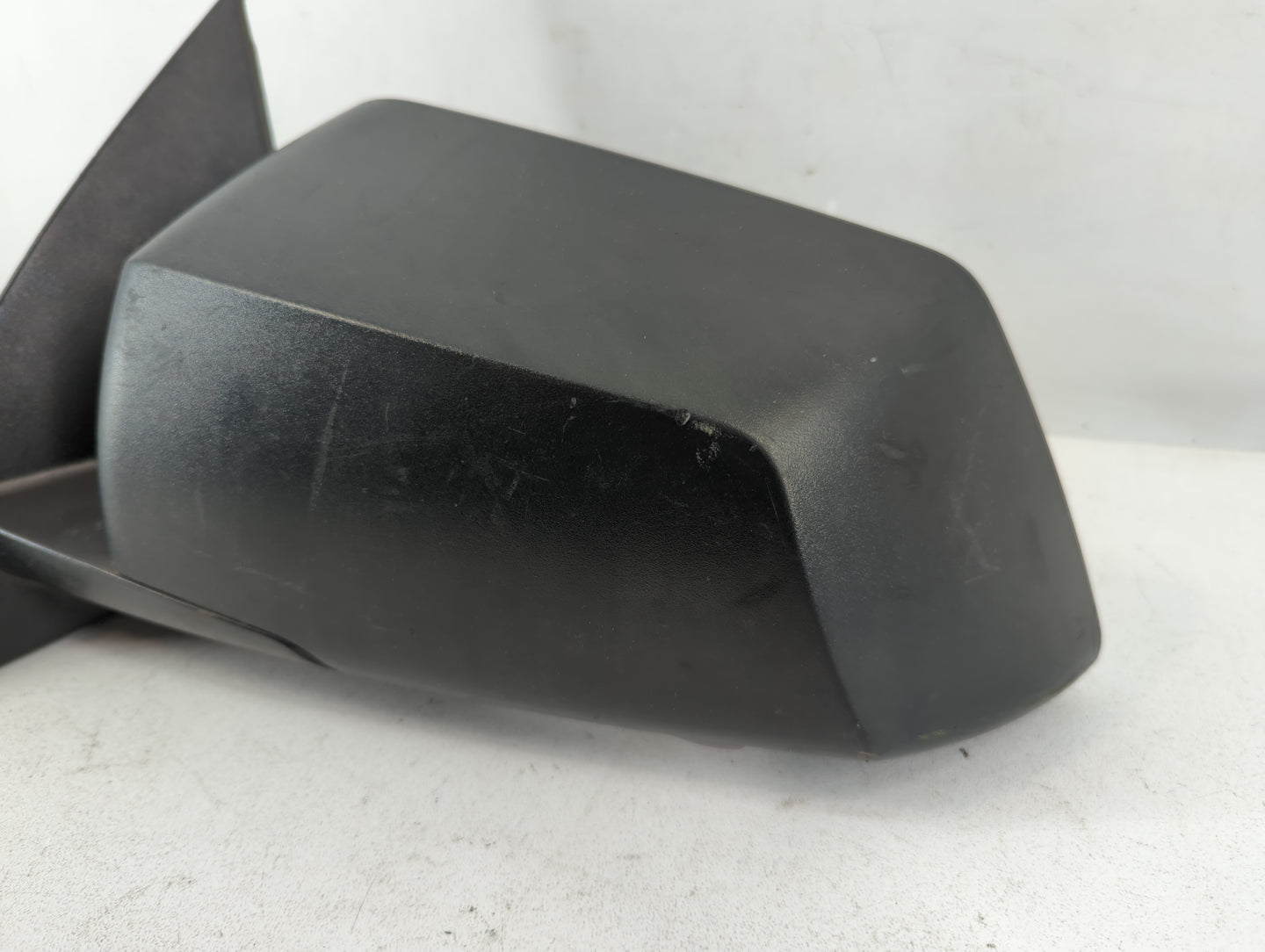 2015-2017 Chevrolet Traverse Driver Side View Mirror - Left Door Mirror OEM Used - Oemusedautoparts1.com