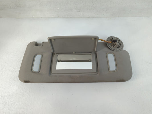 2015 Chevrolet Traverse Sun Visor Shade Replacement Passenger Right Mirror Fits OEM Used Auto Parts - Oemusedautoparts1.com