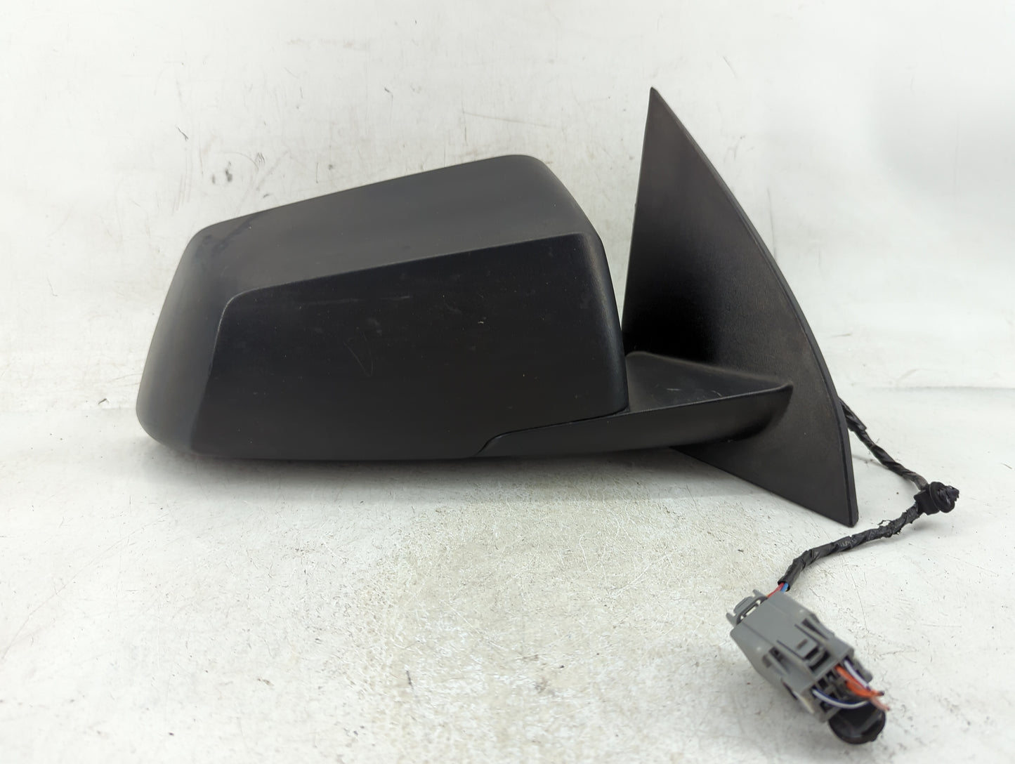 2015 Chevrolet Traverse Passenger Side View Mirror - Right Door Mirror OEM Used - Oemusedautoparts1.com