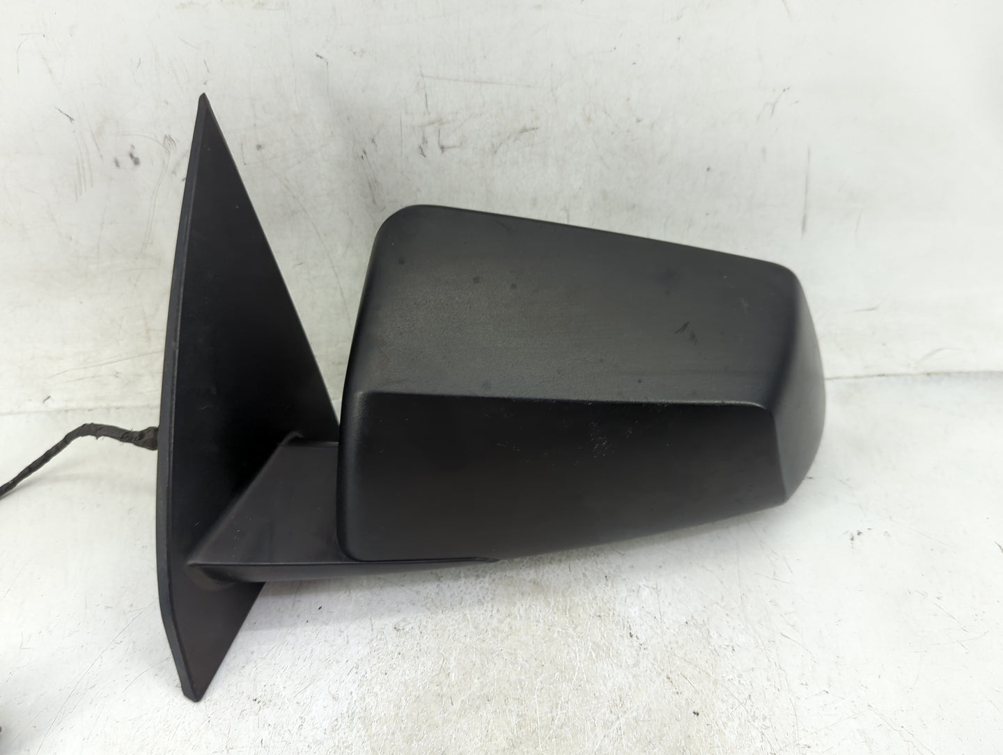 2015 Chevrolet Traverse Driver Side View Mirror - Left Door Mirror OEM Used - Oemusedautoparts1.com