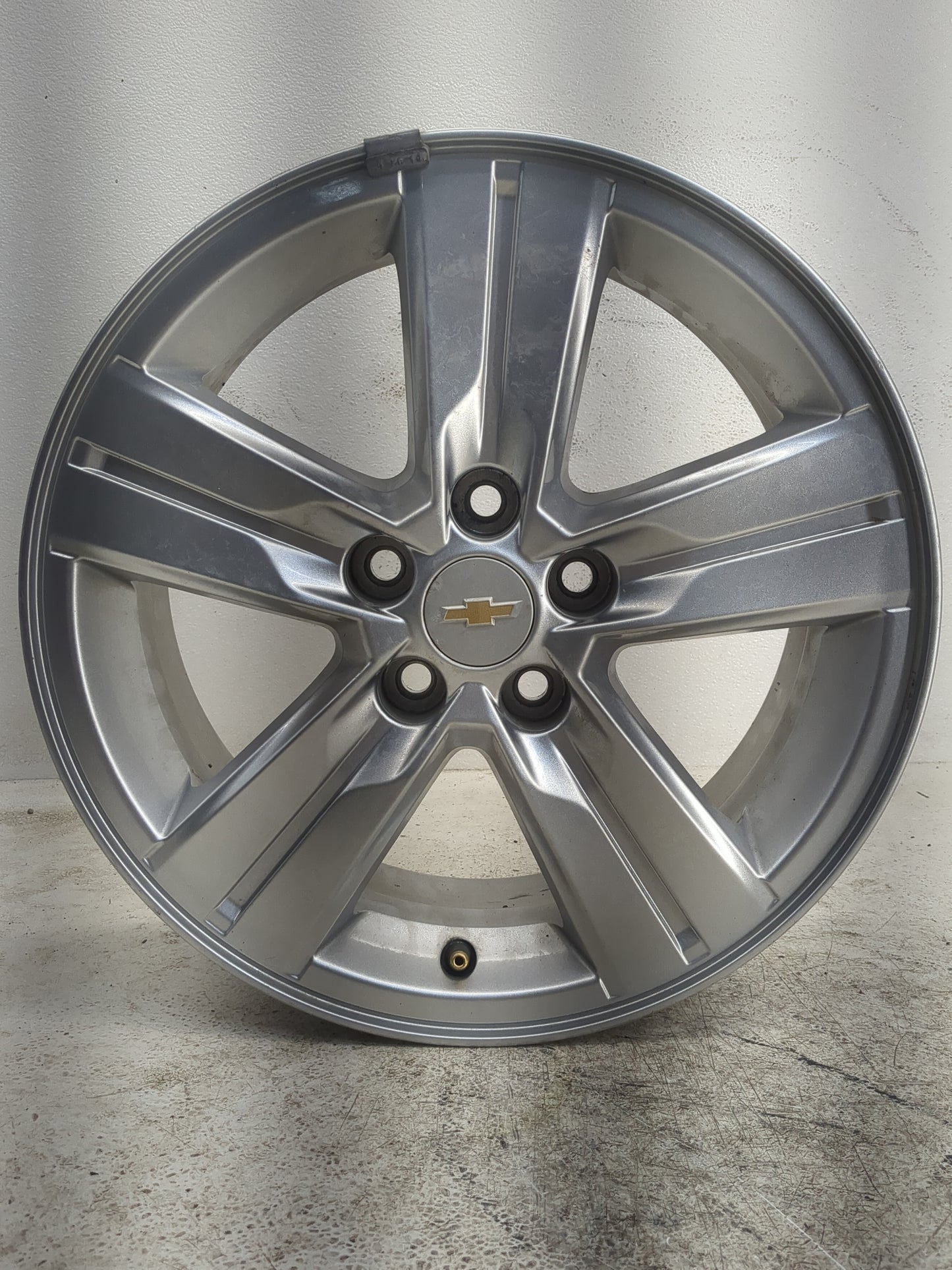 2013-2018 Chevrolet Trax Oem Wheel Rim - Oemusedautoparts1.com
