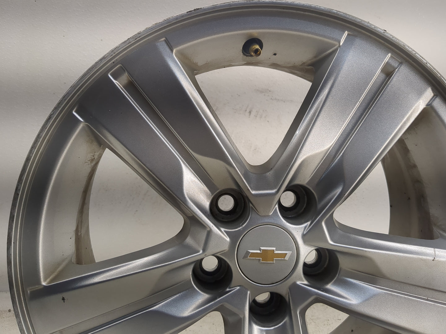 2013-2018 Chevrolet Trax Oem Wheel Rim - Oemusedautoparts1.com