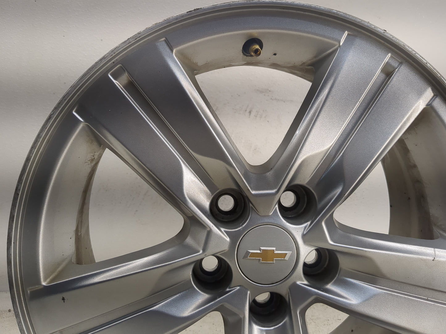 2013-2018 Chevrolet Trax Oem Wheel Rim - Oemusedautoparts1.com