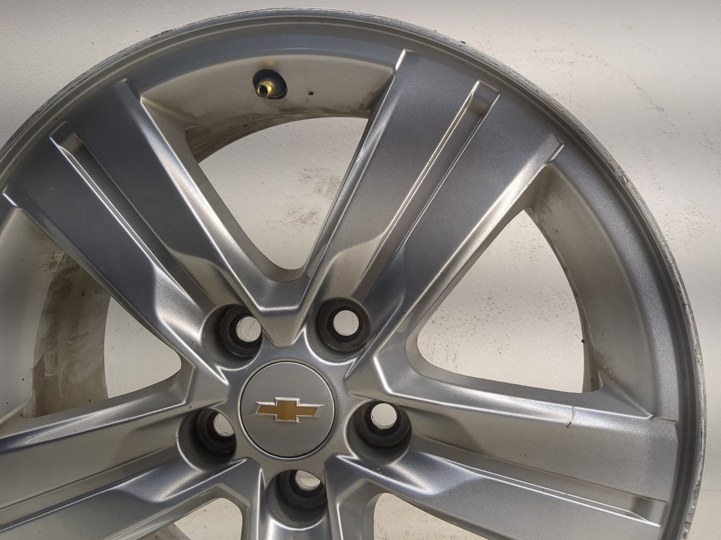 2013-2018 Chevrolet Trax Oem Wheel Rim - Oemusedautoparts1.com