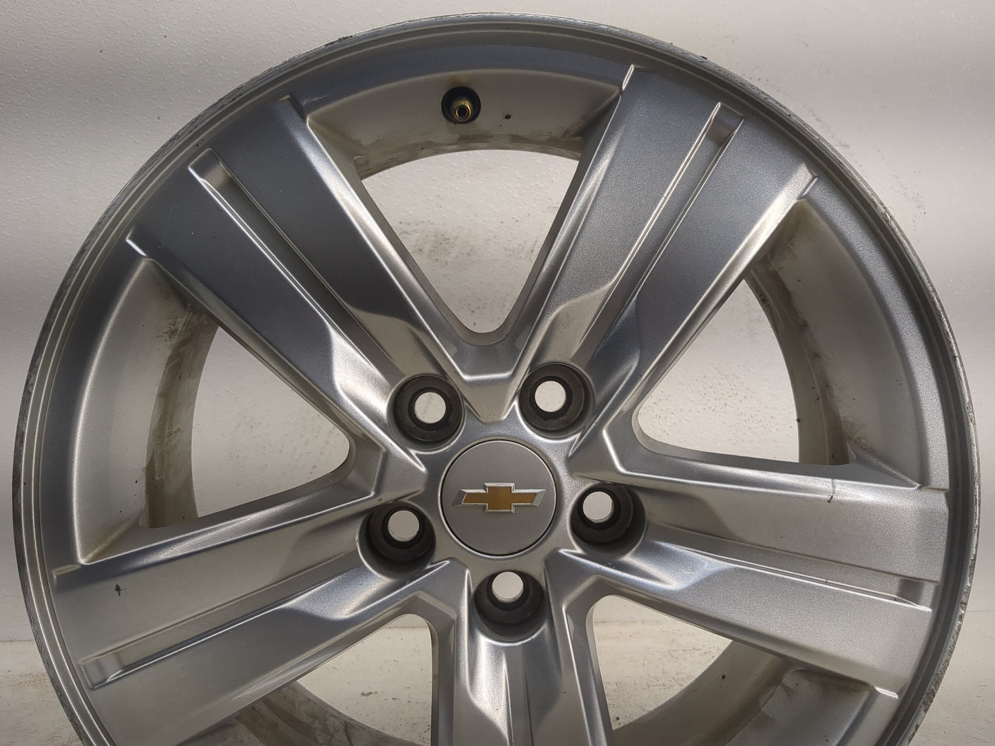2013-2018 Chevrolet Trax Oem Wheel Rim - Oemusedautoparts1.com