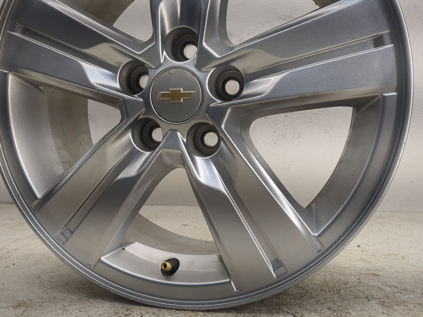 2013-2018 Chevrolet Trax Oem Wheel Rim - Oemusedautoparts1.com