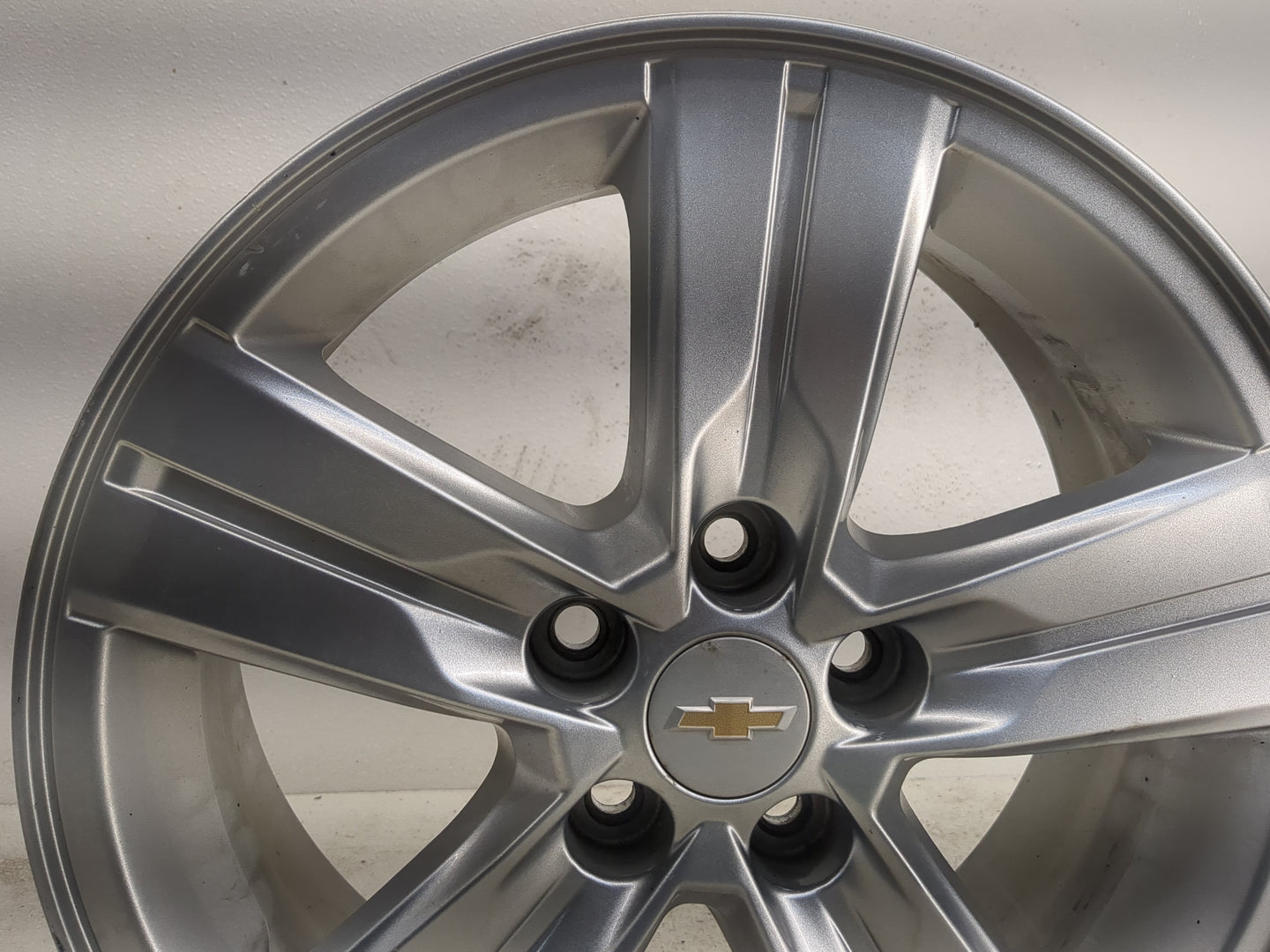 2013-2018 Chevrolet Trax Oem Wheel Rim - Oemusedautoparts1.com