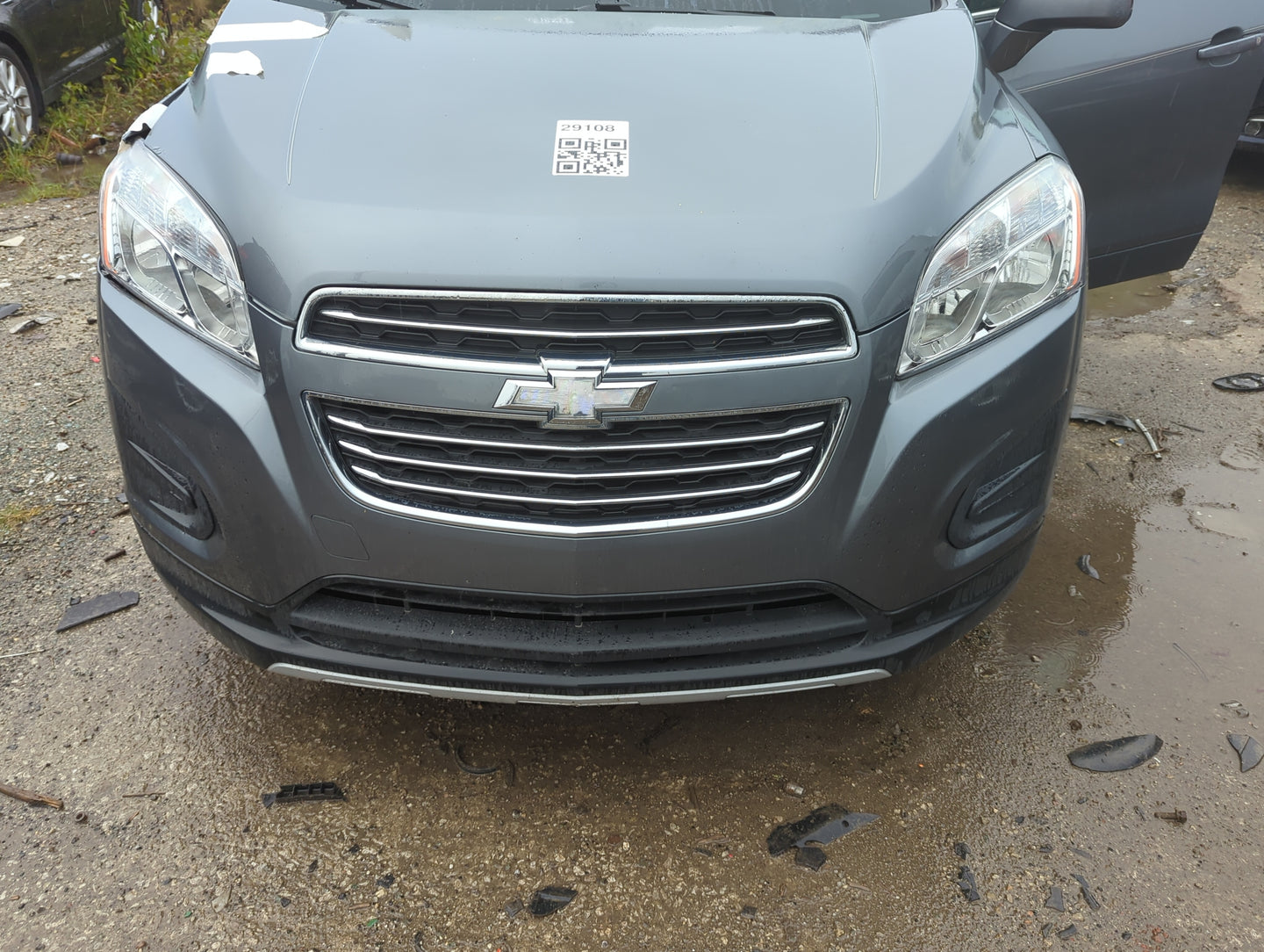 2015-2016 Chevrolet Trax Front Grille Bumper Not Included - Oemusedautoparts1.com