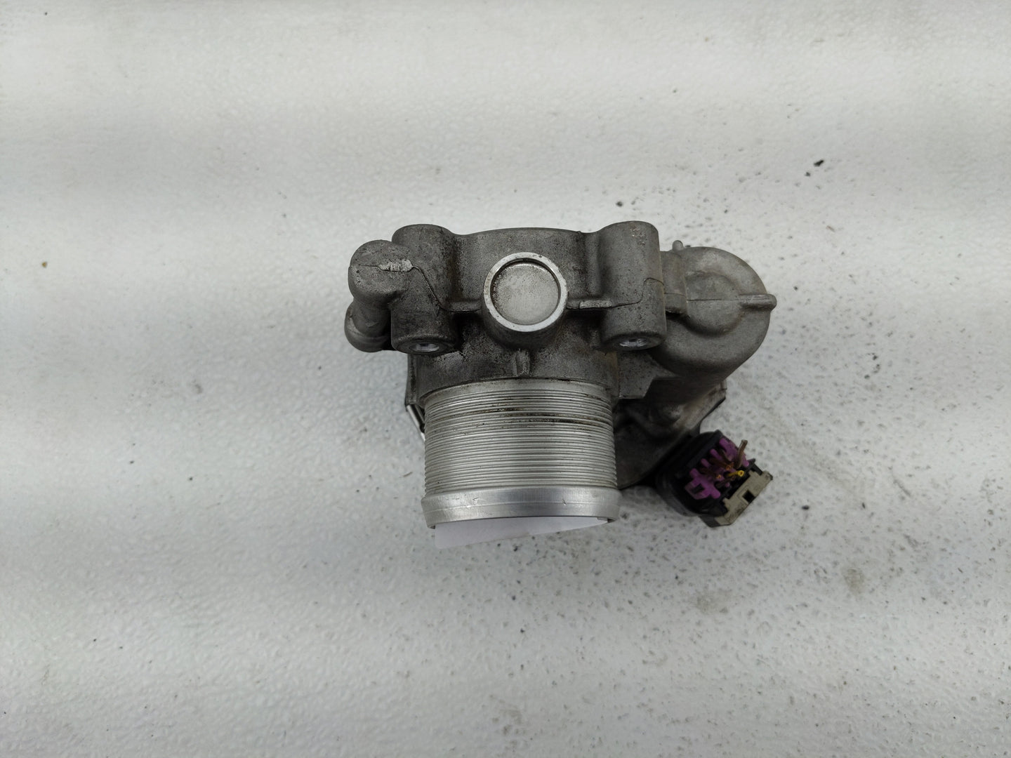 2013-2021 Chevrolet Trax Throttle Body P/N:55581662 Fits Fits 2011 2012 2013 2014 2015 2016 2017 2018 2019 2020 2021 OEM Use