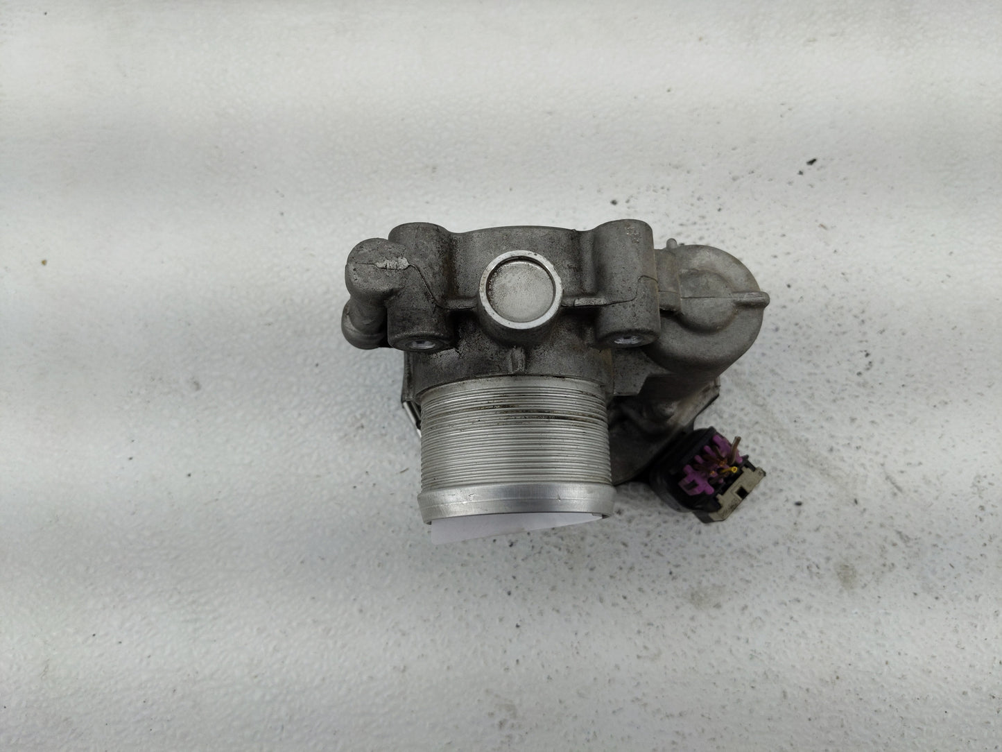 2013-2021 Chevrolet Trax Throttle Body P/N:55581662 Fits Fits 2011 2012 2013 2014 2015 2016 2017 2018 2019 2020 2021 OEM Use