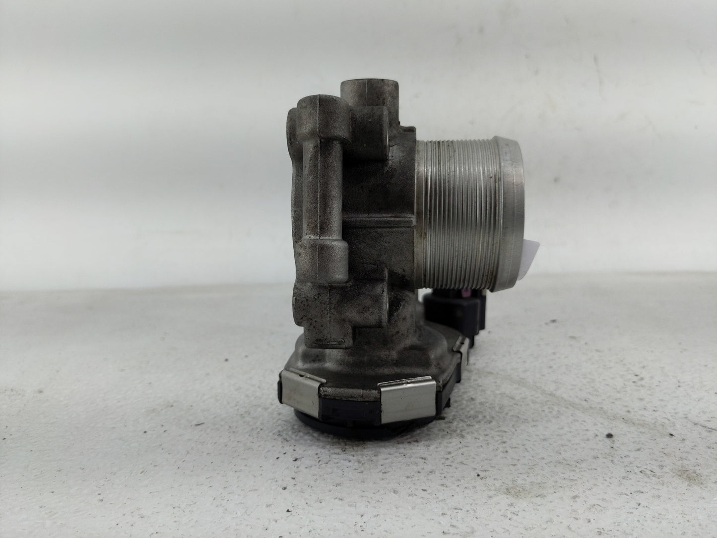 2013-2021 Chevrolet Trax Throttle Body P/N:55581662 Fits Fits 2011 2012 2013 2014 2015 2016 2017 2018 2019 2020 2021 OEM Use