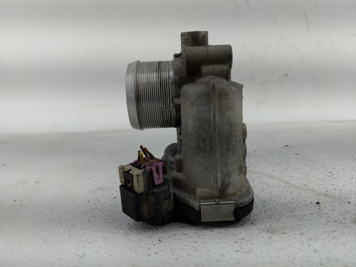 2013-2021 Chevrolet Trax Throttle Body P/N:55581662 Fits Fits 2011 2012 2013 2014 2015 2016 2017 2018 2019 2020 2021 OEM Use