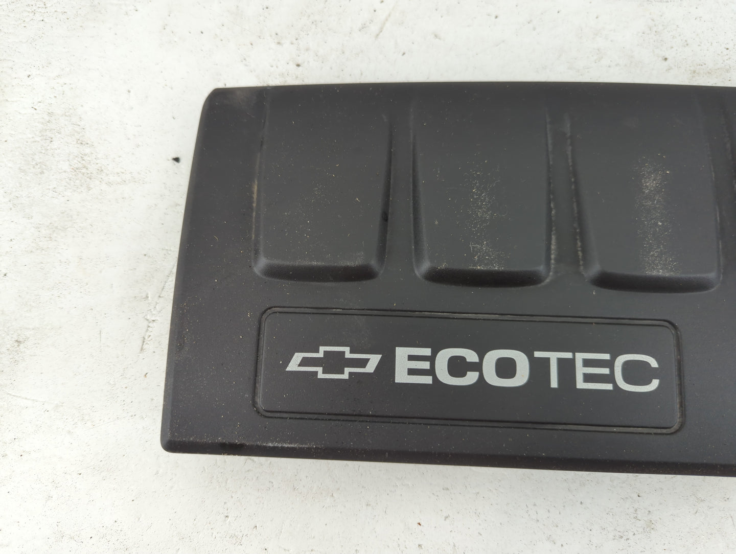 2015 Chevrolet Trax Engine Cover - Oemusedautoparts1.com