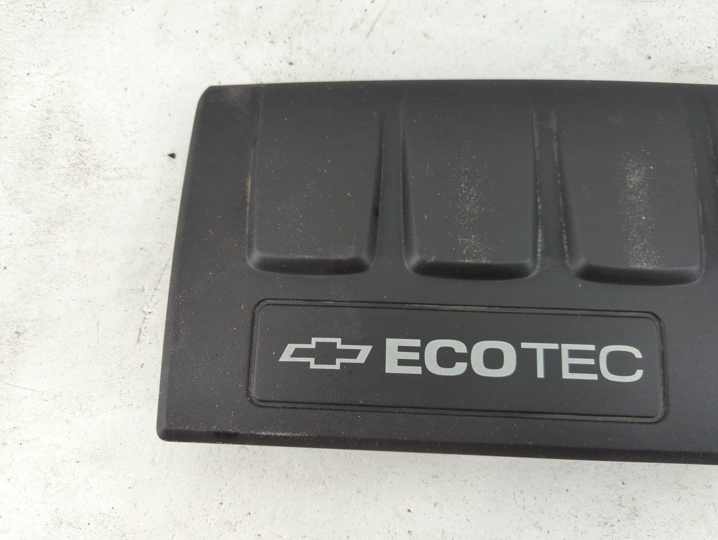 2015 Chevrolet Trax Engine Cover - Oemusedautoparts1.com