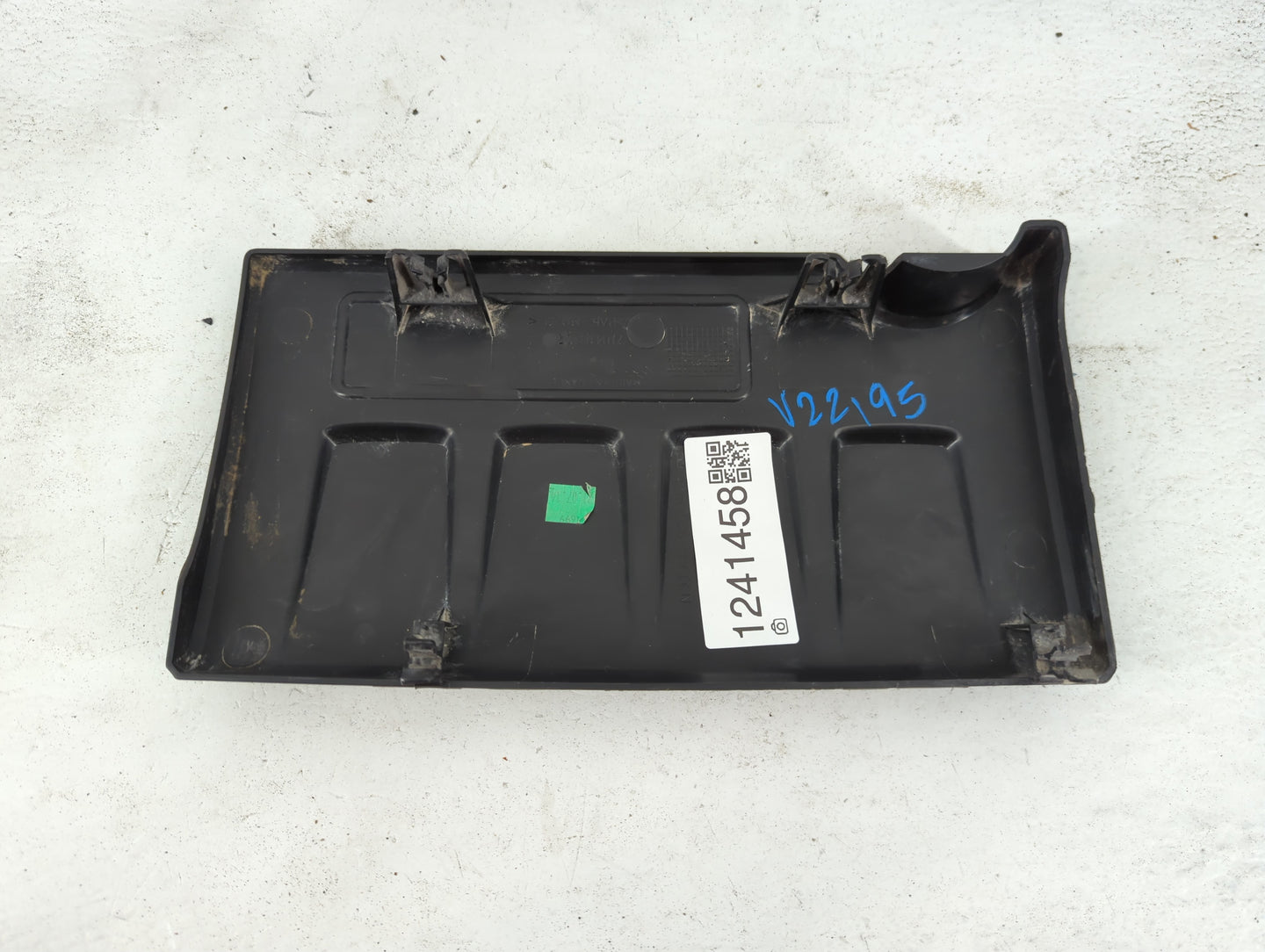 2015 Chevrolet Trax Engine Cover - Oemusedautoparts1.com