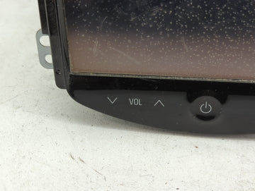 2015-2016 Chevrolet Trax Radio AM FM Cd Player Receiver Replacement P/N:688277334 42349355, 94531785 Fits Fits 2015 2016 OEM Used Auto Parts
