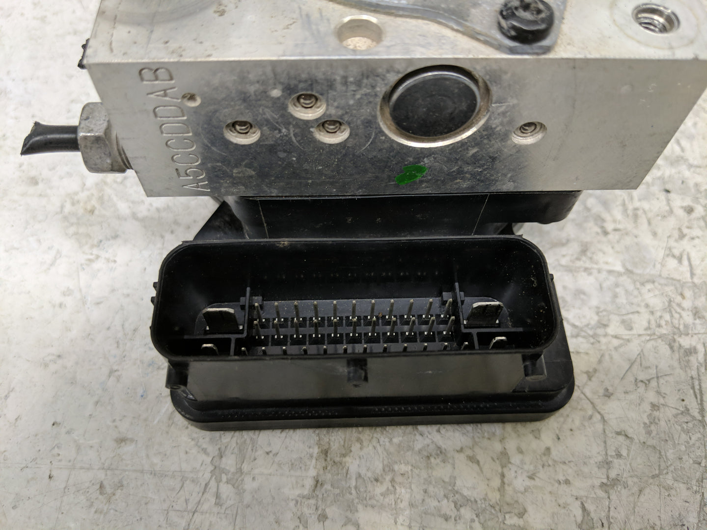 2015 Chevrolet Trax ABS Pump Control Module Replacement P/N:078286829 94541506 Fits OEM Used Auto Parts - Oemusedautoparts1.