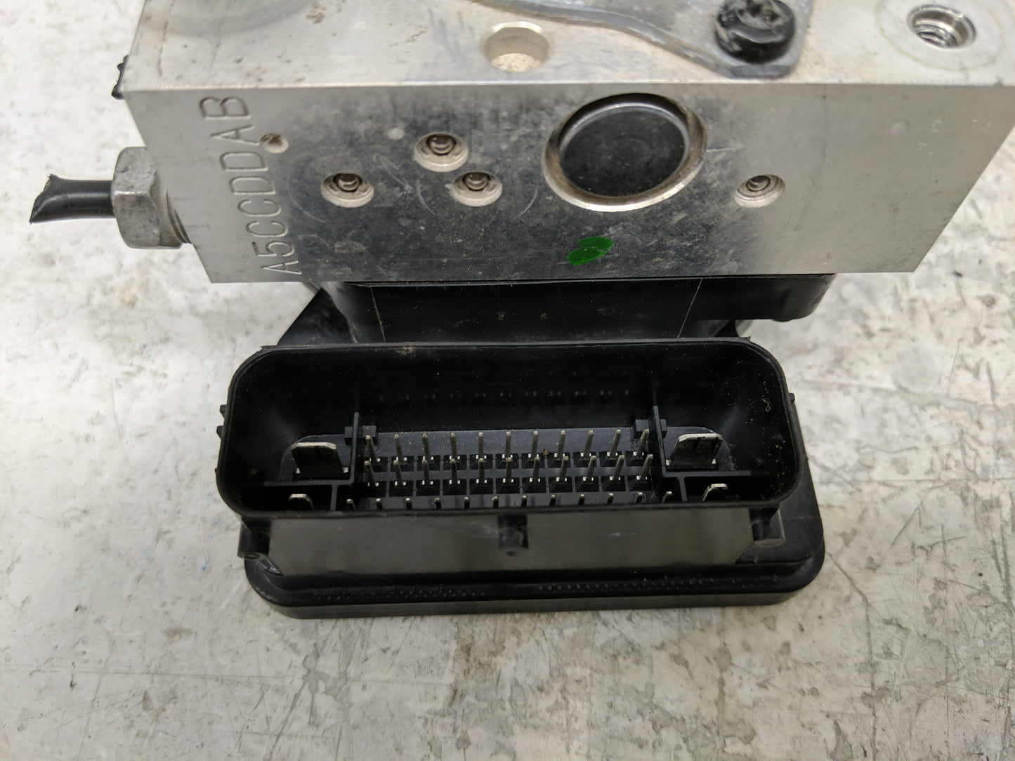 2015 Chevrolet Trax ABS Pump Control Module Replacement P/N:078286829 94541506 Fits OEM Used Auto Parts - Oemusedautoparts1.