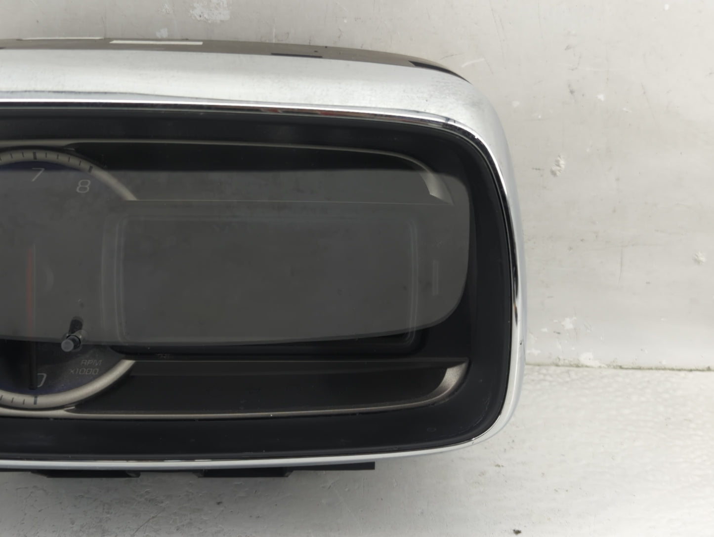 2015 Chevrolet Trax Instrument Cluster Speedometer Gauges P/N:94532507 Fits OEM Used Auto Parts - Oemusedautoparts1.com