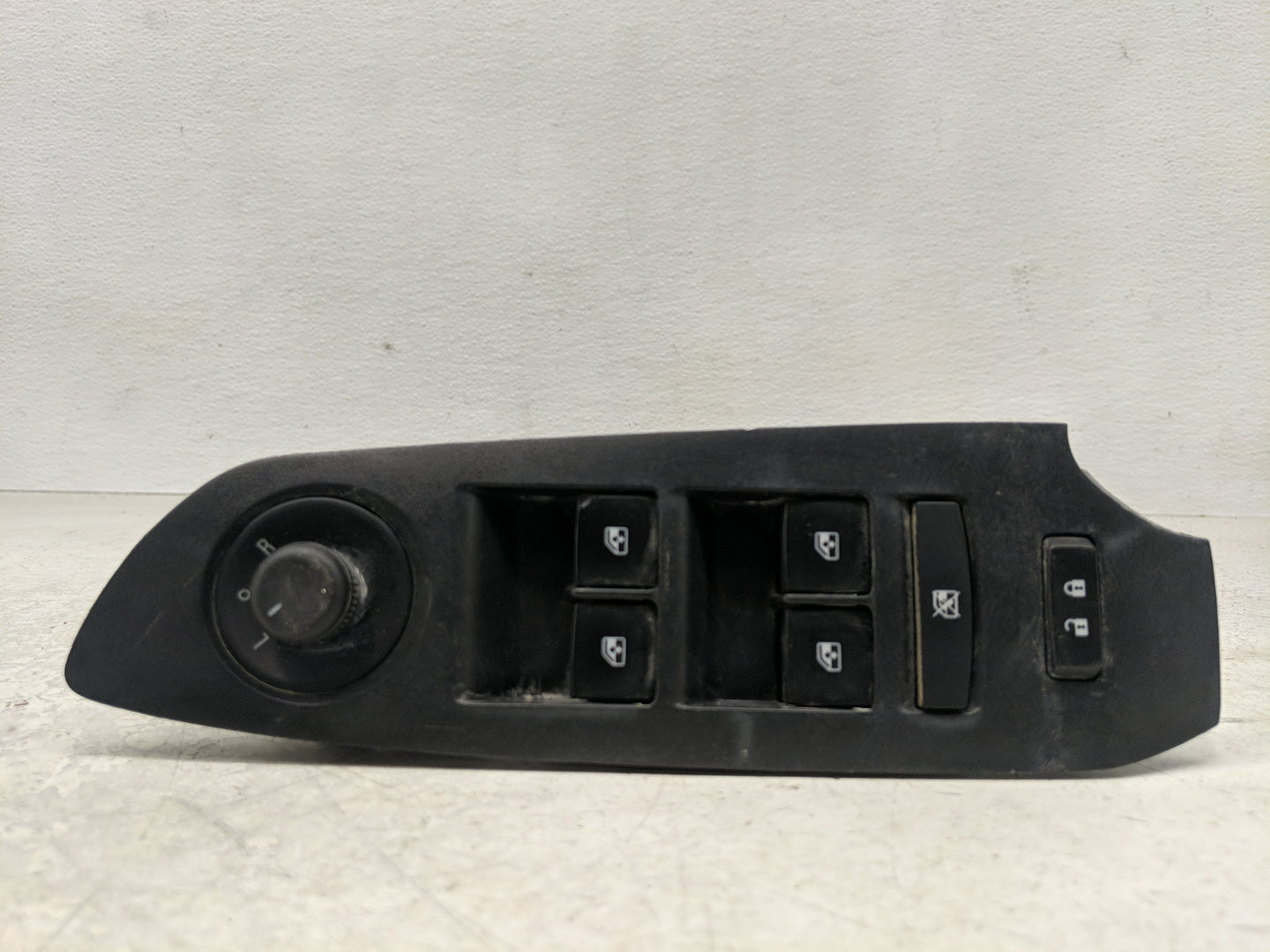 2013-2016 Chevrolet Trax Master Power Window Switch Replacement Driver Side Left Fits Fits 2012 2013 2014 2015 2016 OEM Used