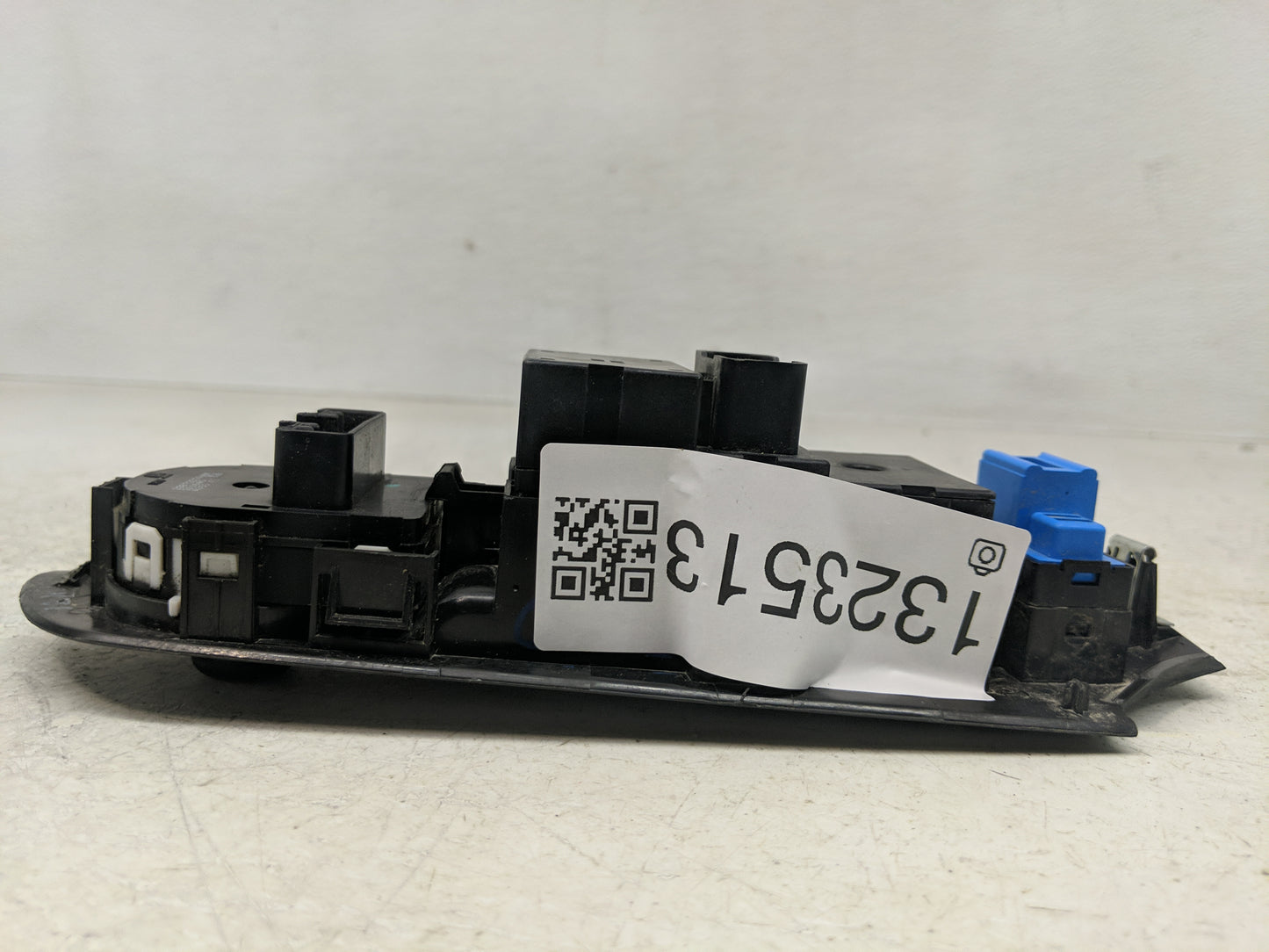 2013-2016 Chevrolet Trax Master Power Window Switch Replacement Driver Side Left Fits Fits 2012 2013 2014 2015 2016 OEM Used