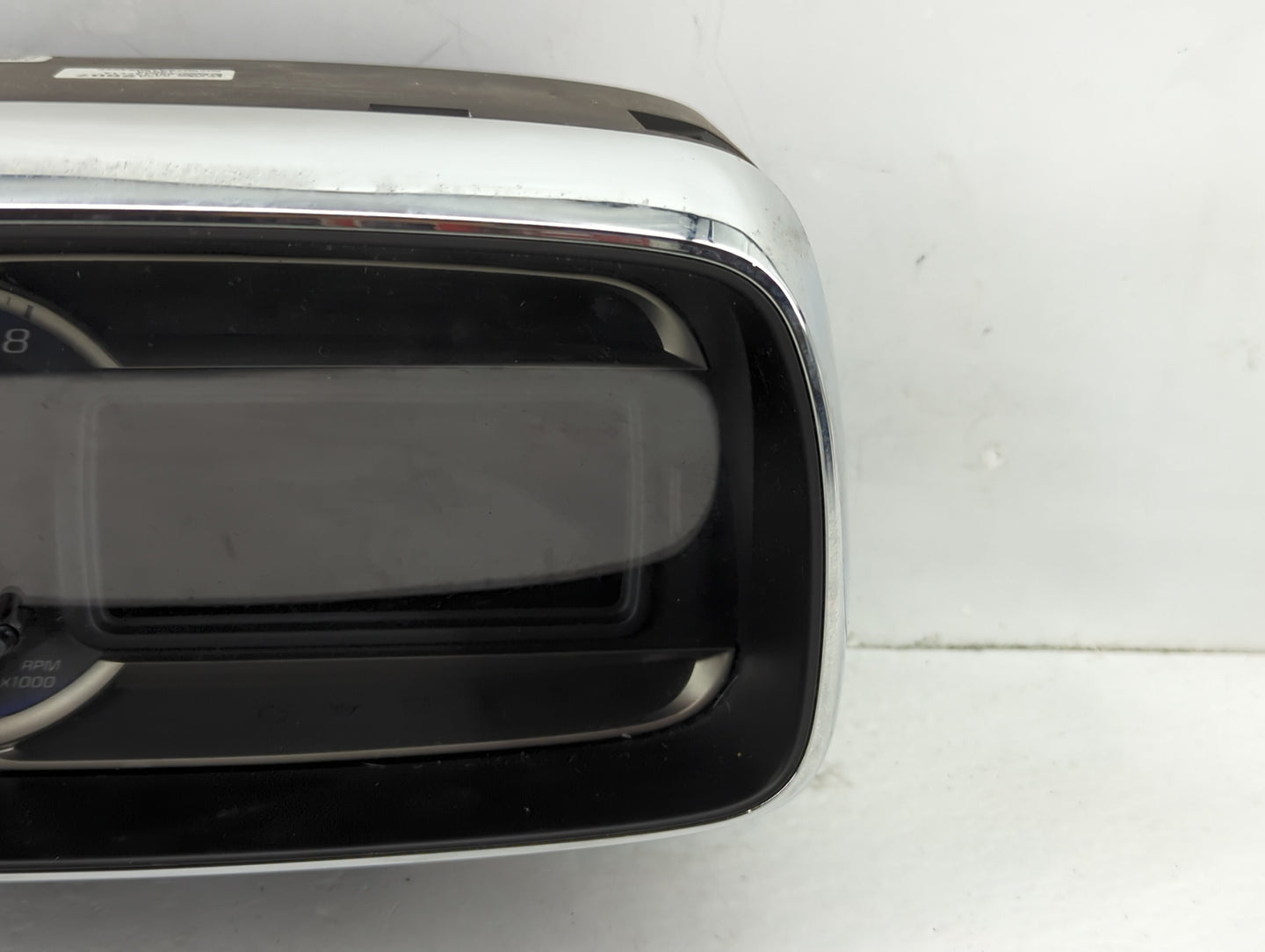 2015-2016 Chevrolet Trax Instrument Cluster Speedometer Gauges P/N:688437714 94532507 Fits Fits 2015 2016 OEM Used Auto Part