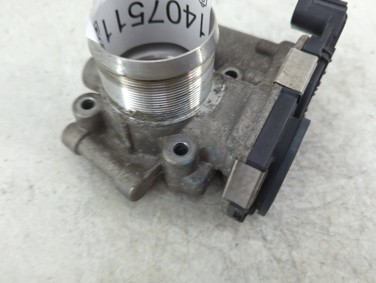 2013-2021 Chevrolet Trax Throttle Body P/N:55581662 Fits Fits 2011 2012 2013 2014 2015 2016 2017 2018 2019 2020 2021 OEM Use