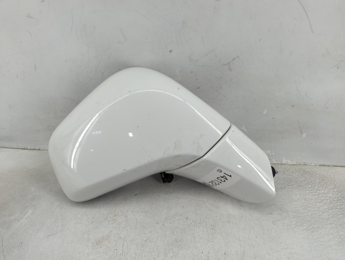 2015-2016 Chevrolet Trax Driver Left Side View Power Door Mirror White - Oemusedautoparts1.com