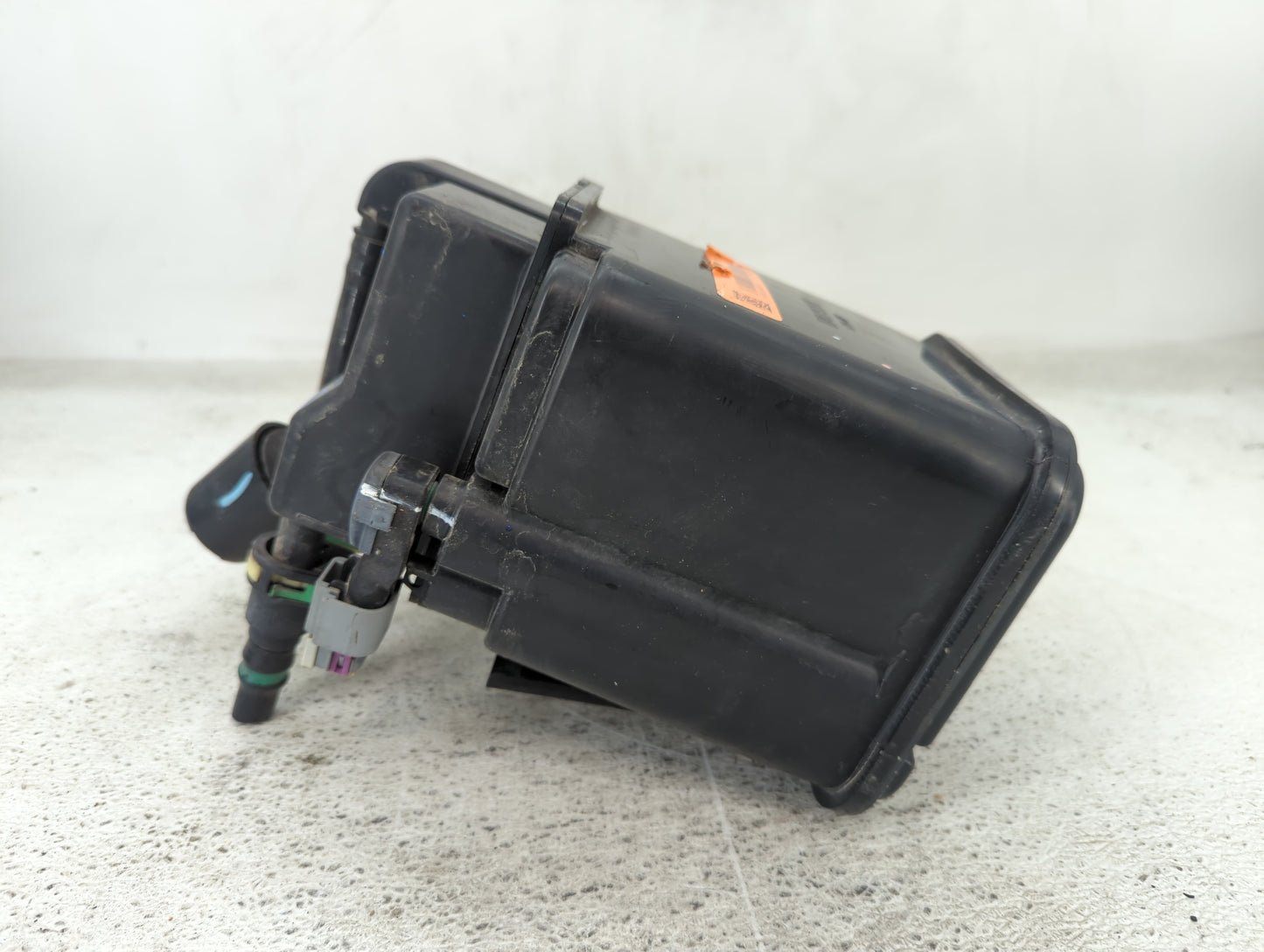 2015 Chevrolet Trax Fuel Vapor Charcoal Canister 1432203 - Oemusedautoparts1.com