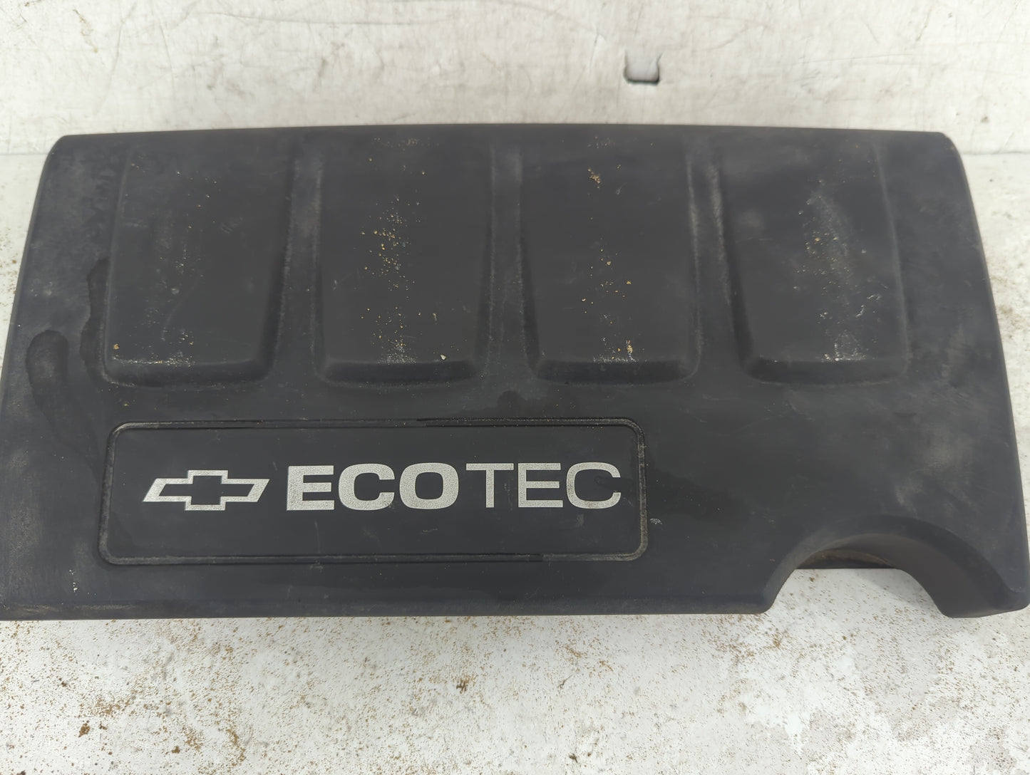 2015 Chevrolet Trax Engine Cover - Oemusedautoparts1.com