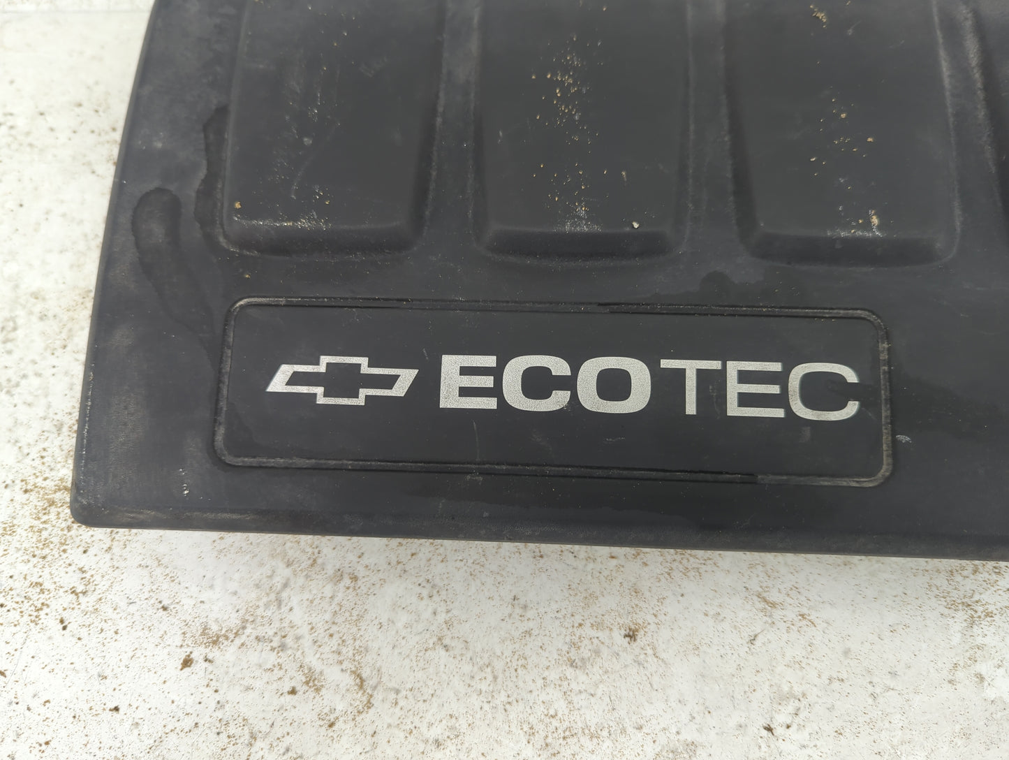 2015 Chevrolet Trax Engine Cover - Oemusedautoparts1.com
