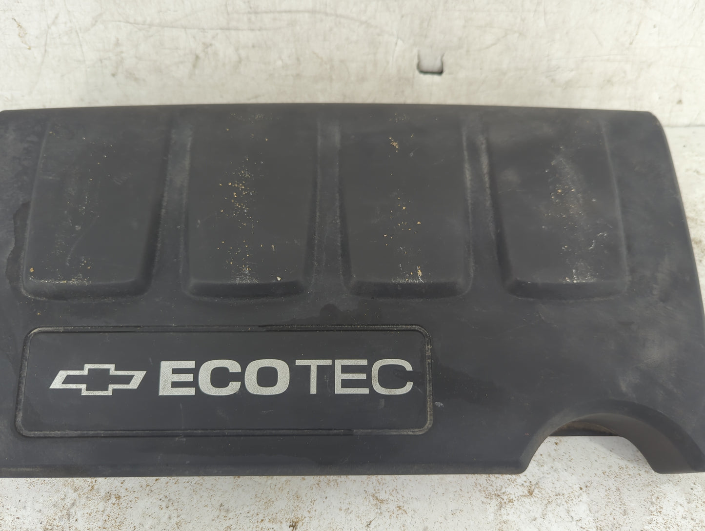 2015 Chevrolet Trax Engine Cover - Oemusedautoparts1.com