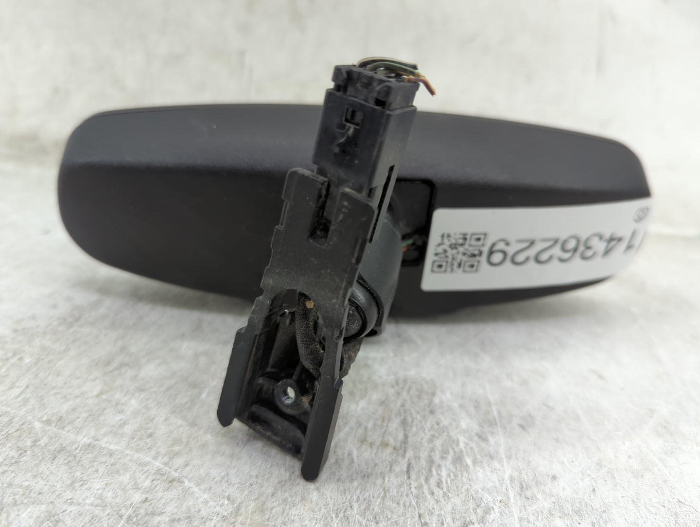 2013-2020 Chevrolet Trax Interior Rear View Mirror Replacement OEM P/N:E11046391 E11026391 Fits OEM Used Auto Parts - Oemuse
