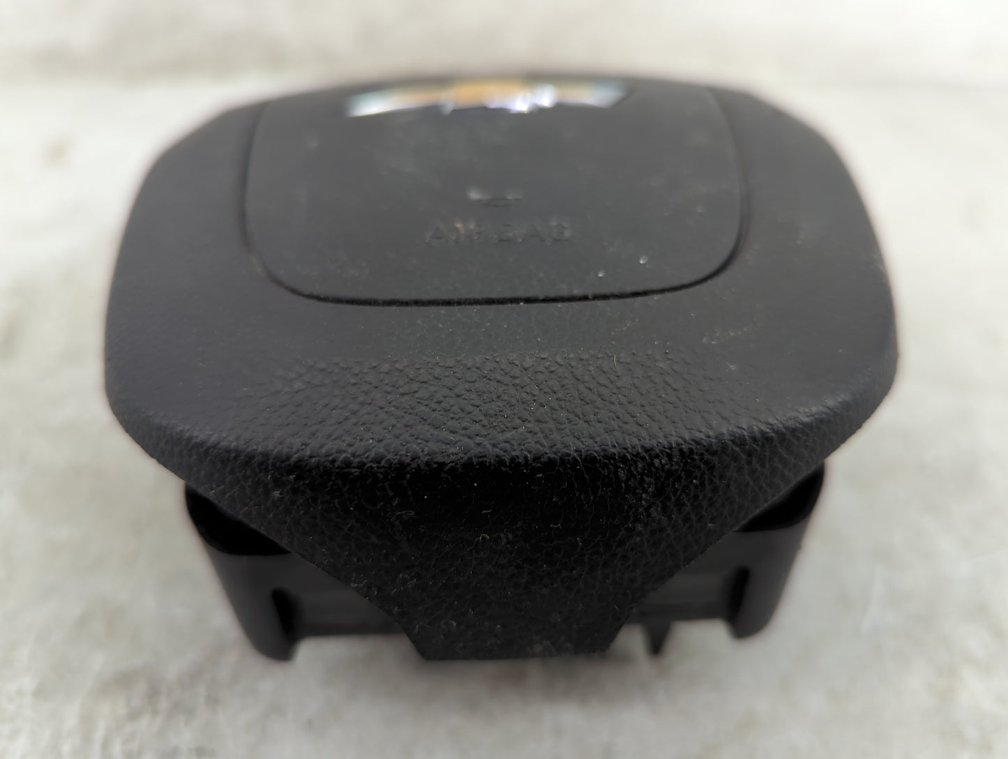 2015 Chevrolet Trax Air Bag Driver Left Steering Wheel Mounted P/N:SUVF3112181 823761820, N215079675500152 Fits OEM Used Aut