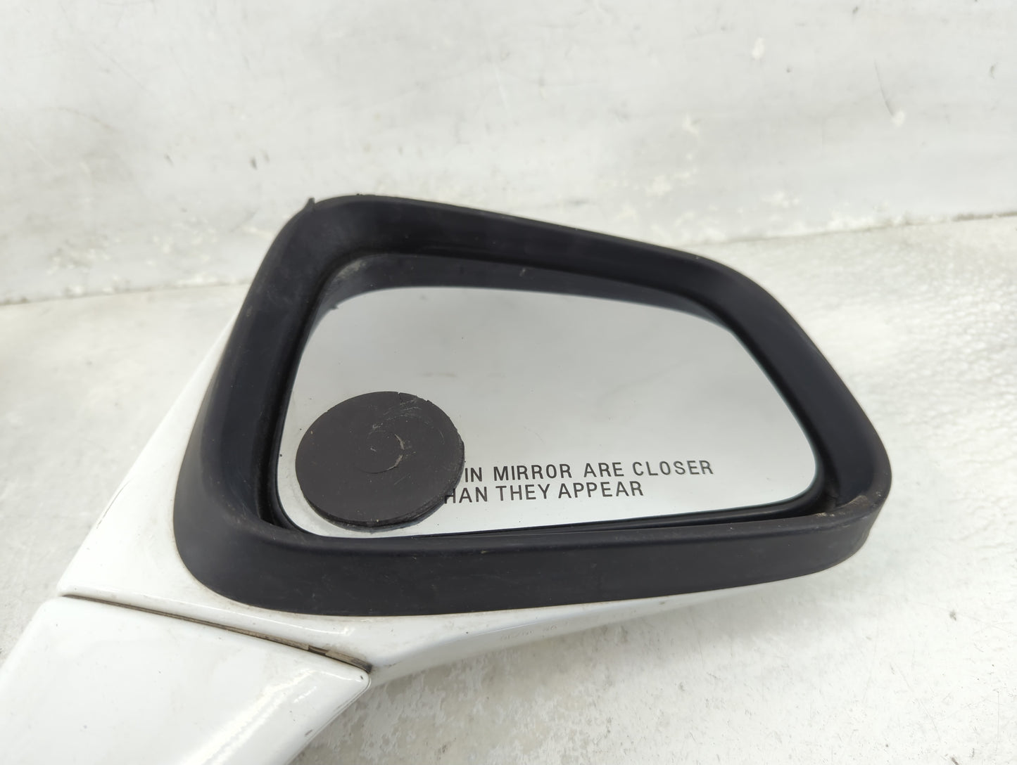 2015-2016 Chevrolet Trax Passenger Side View Mirror - Right Door Mirror OEM Used - Oemusedautoparts1.com