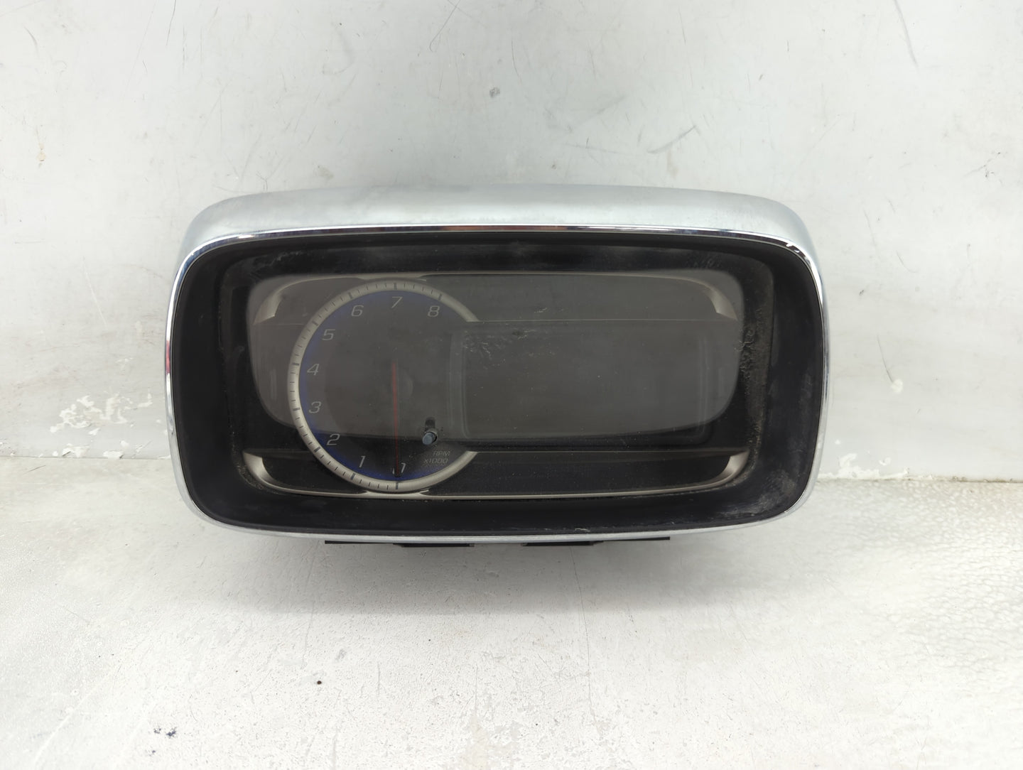 2015-2016 Chevrolet Trax Instrument Cluster Speedometer Gauges P/N:94532507 Fits Fits 2015 2016 OEM Used Auto Parts - Oemuse