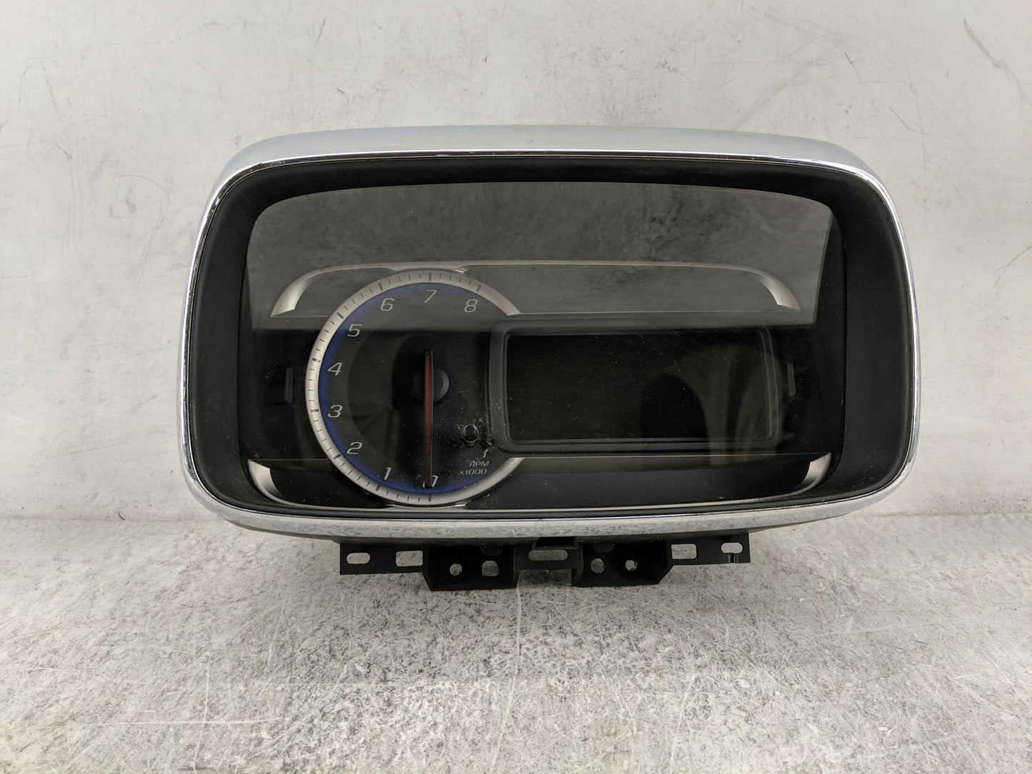 2015-2016 Chevrolet Trax Instrument Cluster Speedometer Gauges P/N:94532507 90813771 Miles: Fits Fits 2015 2016 OEM Used Aut